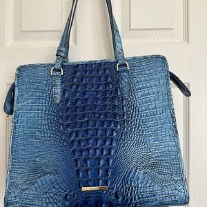 Brahmin large tote in excellent condition